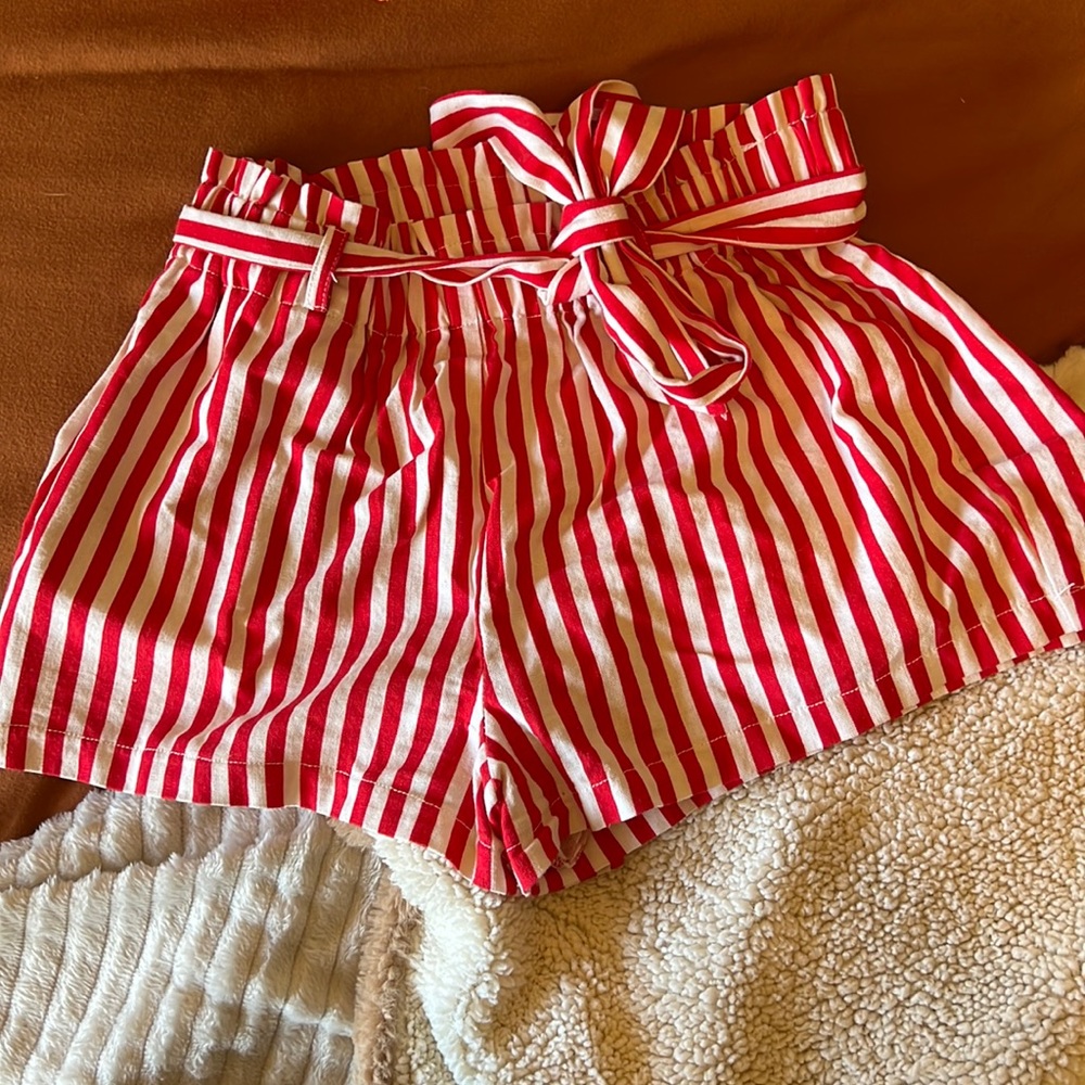 Size medium red/white high waisted shorts